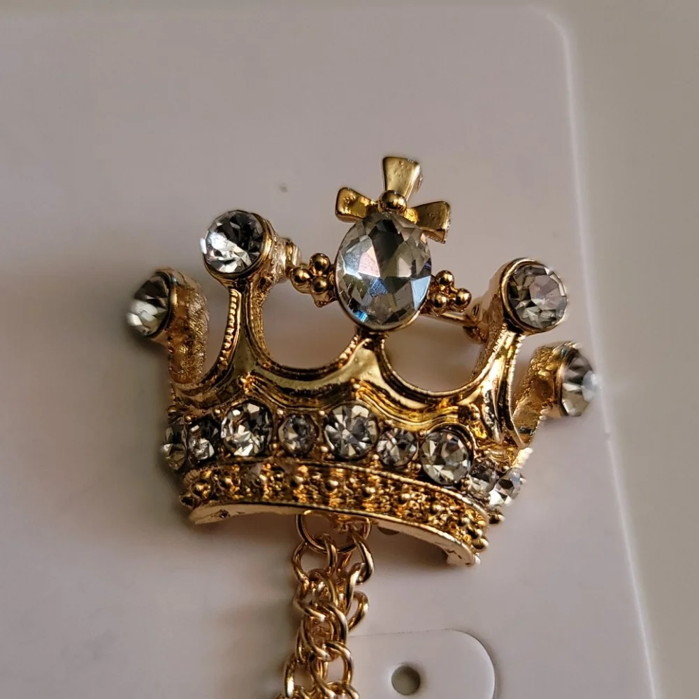 Crown Gold Tone With Rhinestones Unisex Chained Decor Brooch